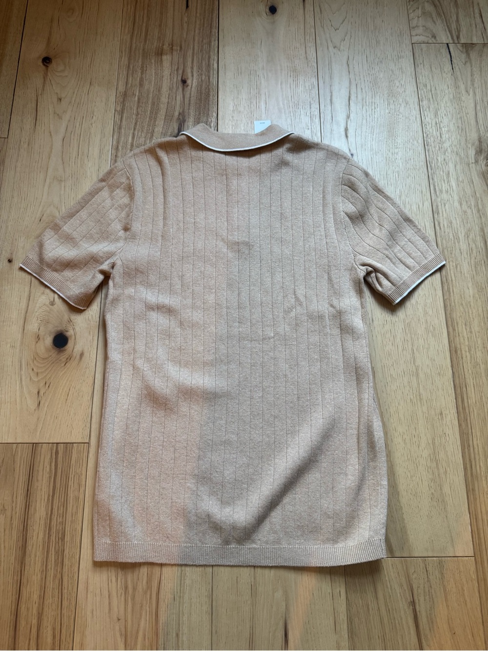 Express Men’s Polo Shirt in Light Tan with White Trim - Picture 3 of 3